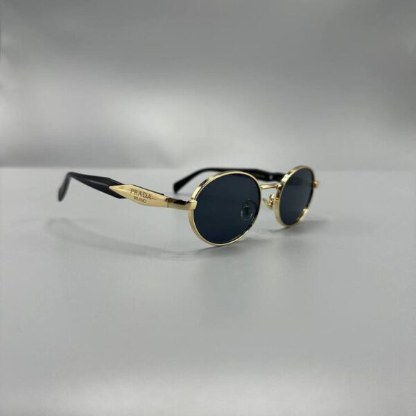 Prada Oval Metal Çerçeve Sİyah Cam 463