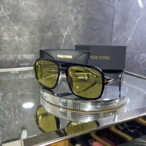 Tomford 202