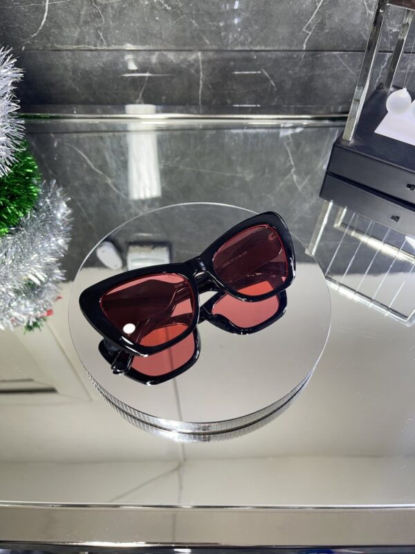 Christian Dior 053