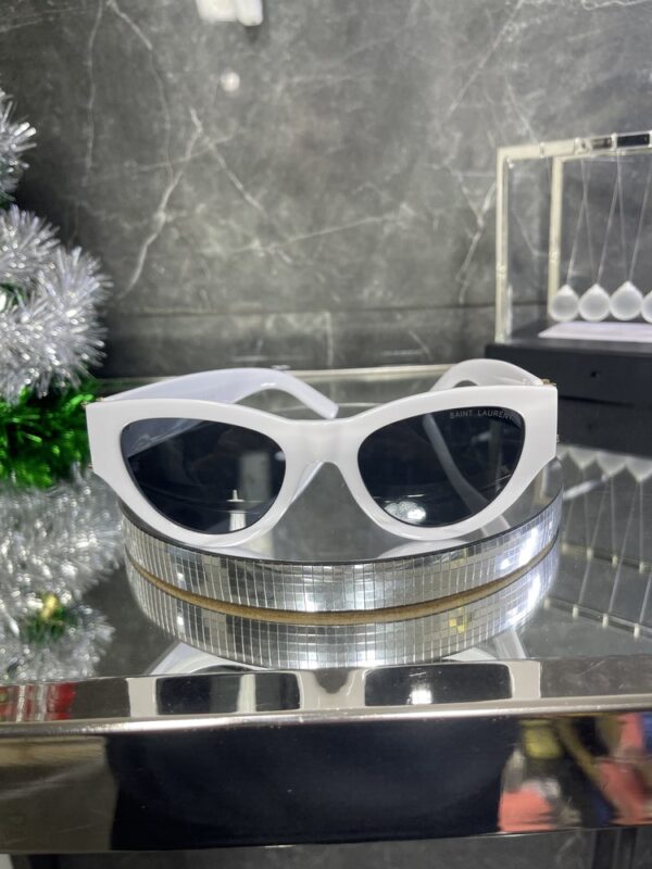 Yvesaintlaurent 020