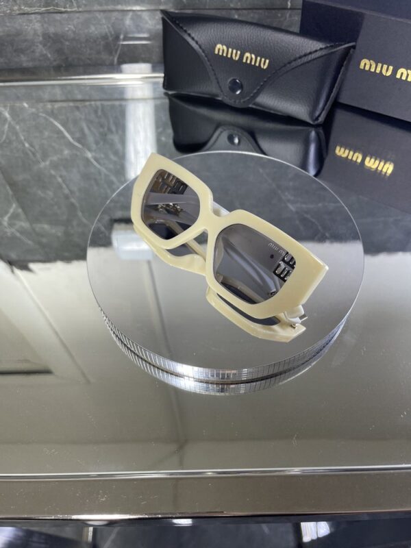 Miu Miu 282