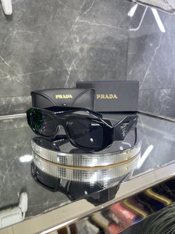 Prada 174