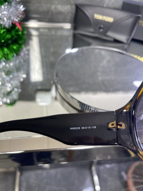 Tomford leopar detay 206