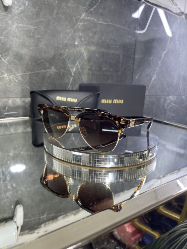 Miu Miu 284