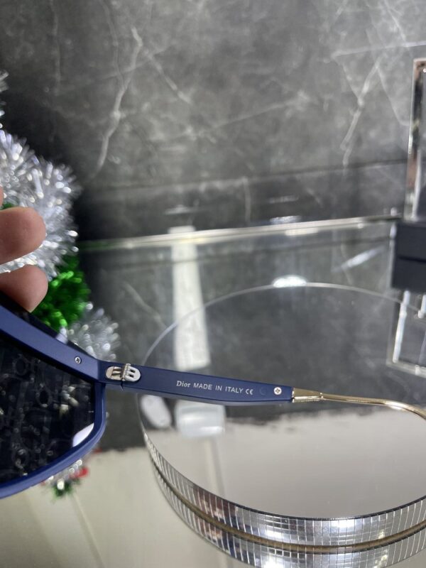 Christian Dior 064