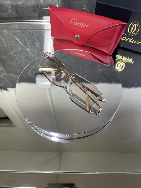 Cartier Avanos şeffaf cam gold detay 431