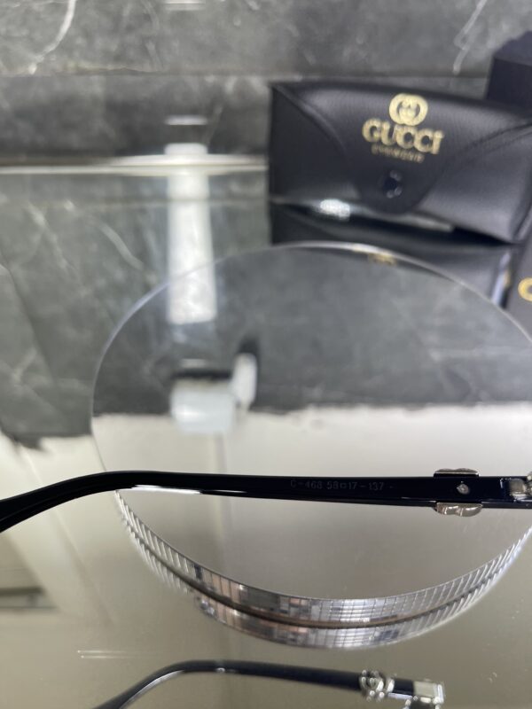 Gucci 369