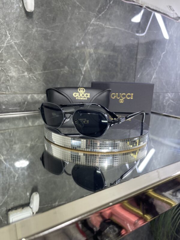 Gucci 367