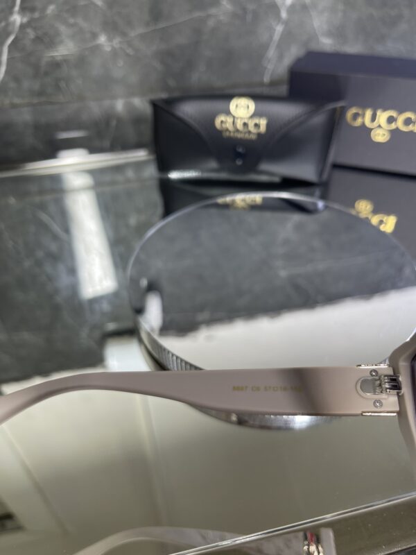 Gucci 363