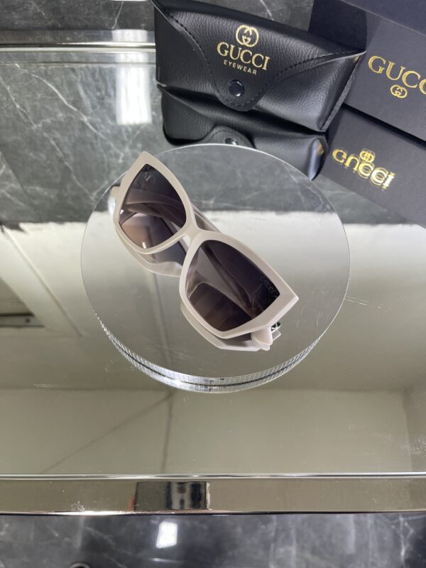 Gucci 363