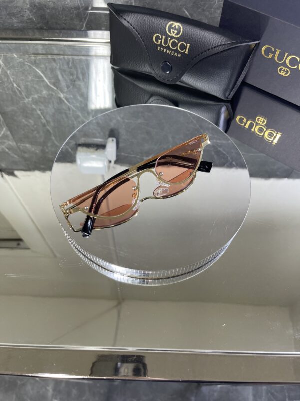 Gucci 359