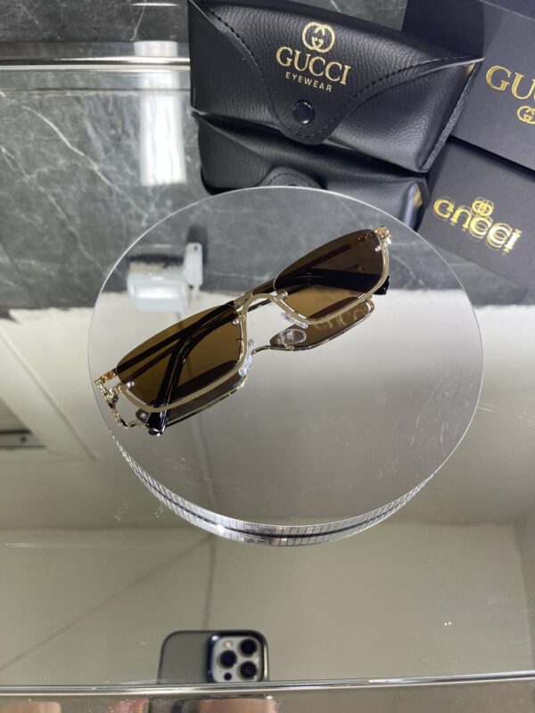 Gucci 353