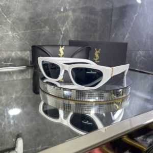Yvesaintlaurent 376