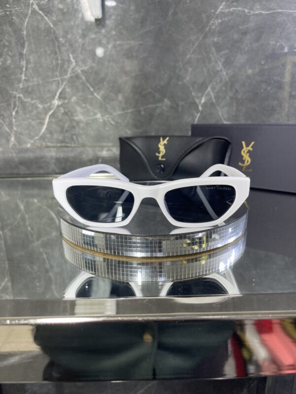 Yvesaintlaurent 376