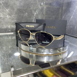 Prada 396
