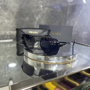 Prada 391