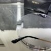 Prada 390