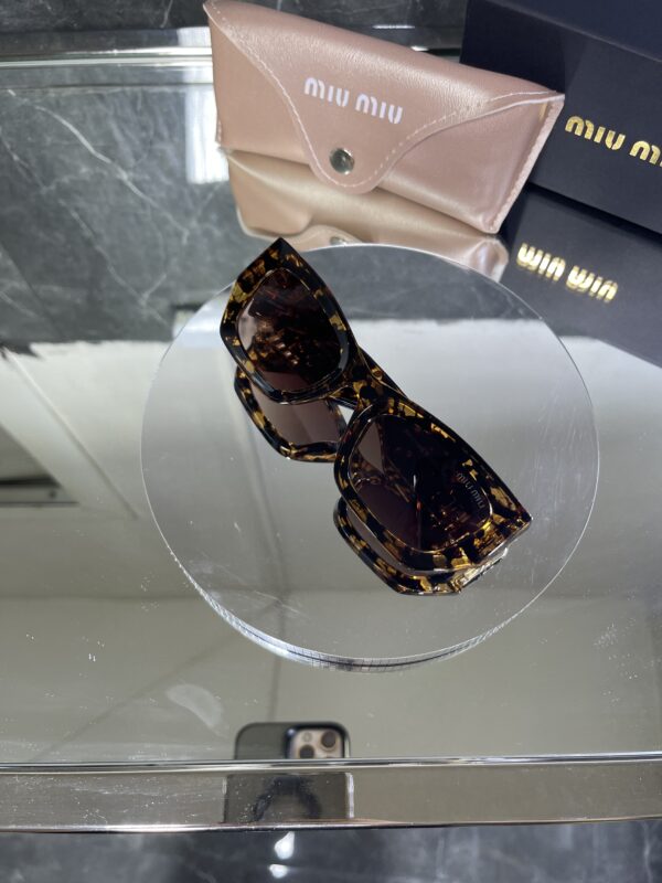 Miu Miu 389