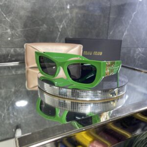 Miu Miu 386