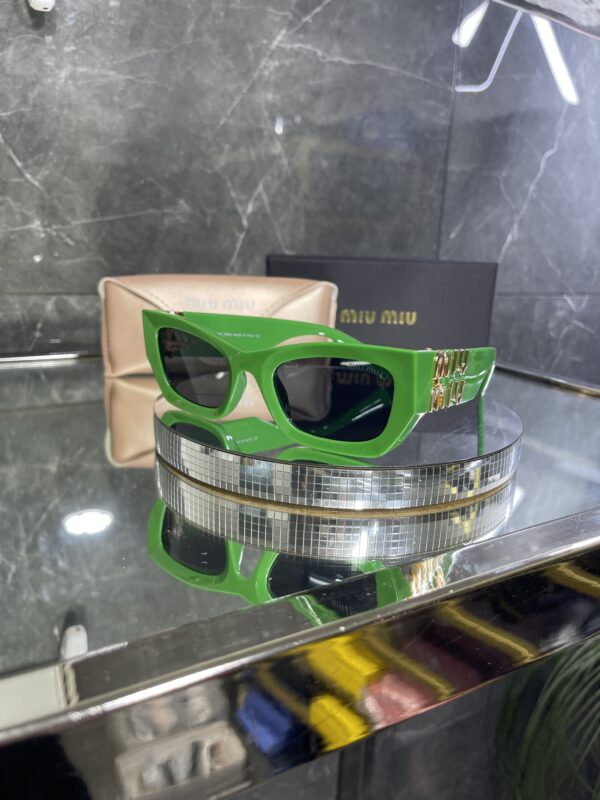 Miu Miu 386