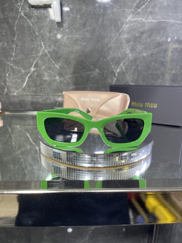 Miu Miu 386