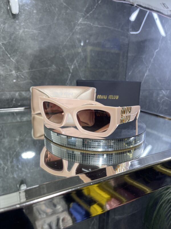 Miu Miu 385