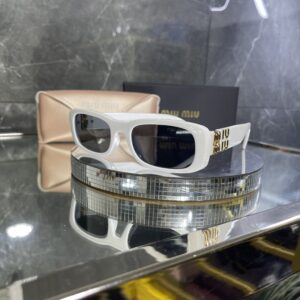 Miu Miu 387
