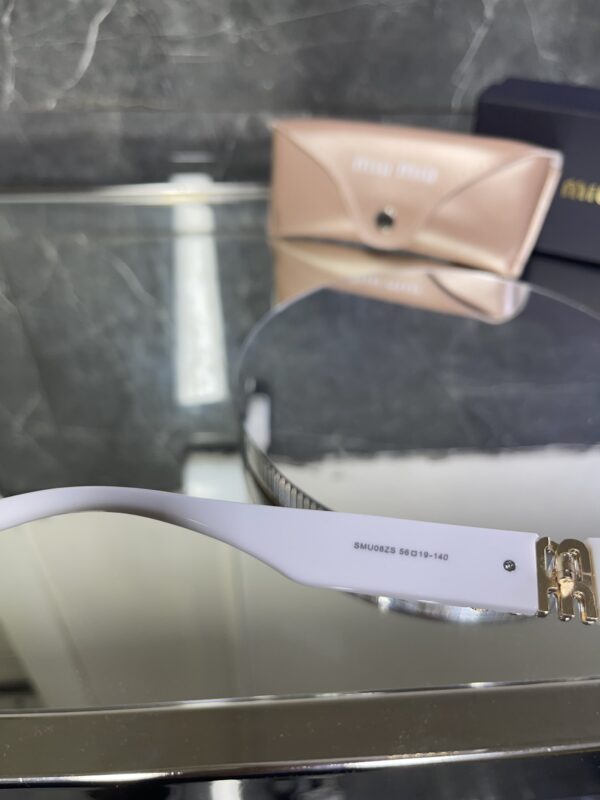 Miu Miu 387