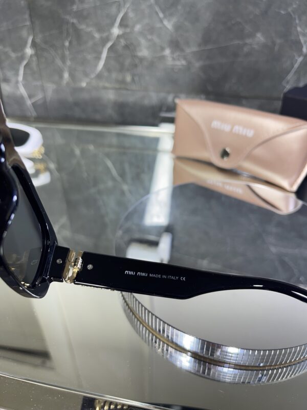 Miu Miu 380