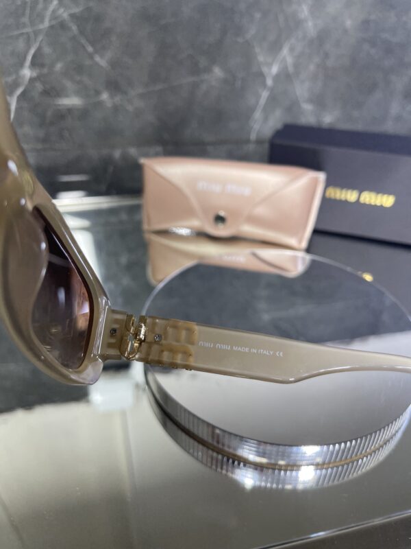 Miu Miu 384