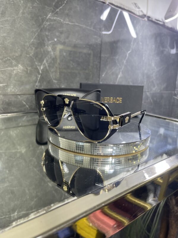 Versace Boss gold detay 425
