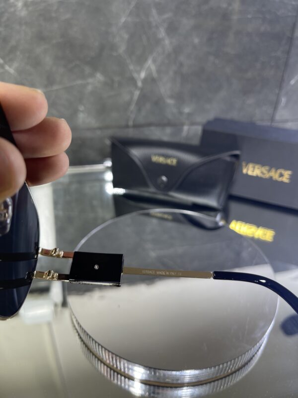 Versace Boss gold detay 425