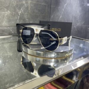 Versace Boss Beyaz detay 424