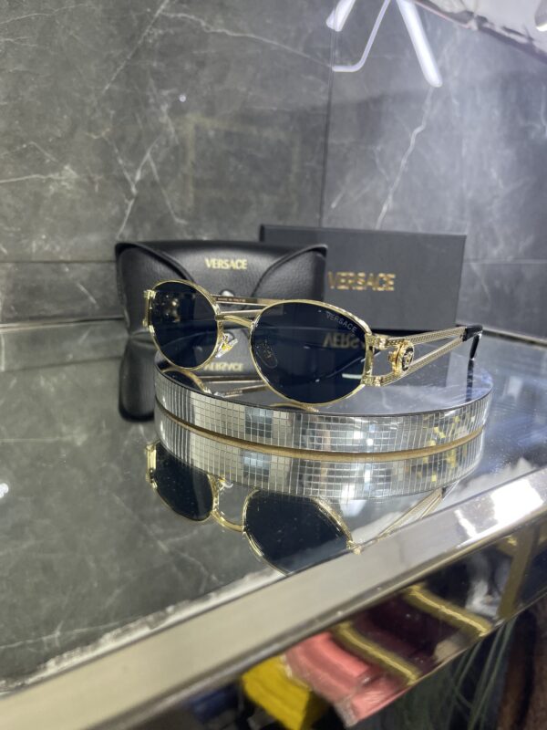 Versace oval metal siyah cam gold aksesuar 421