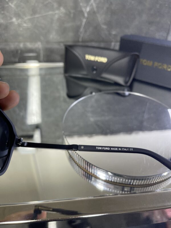 Tomford Mat Siyah cam Siyah çerçeve 466