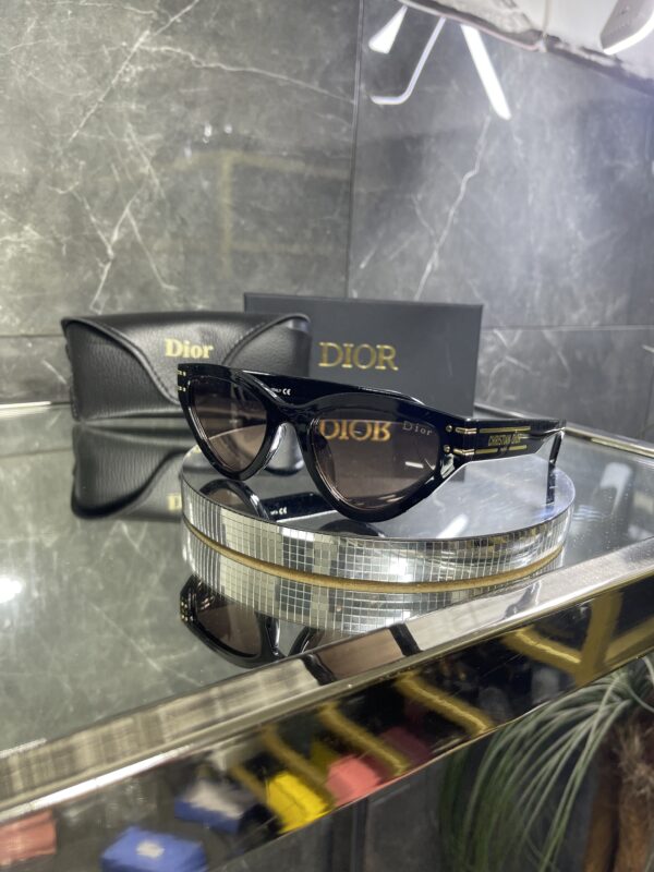 Dior Cat eye Siyah çerçeve renkli cam 459