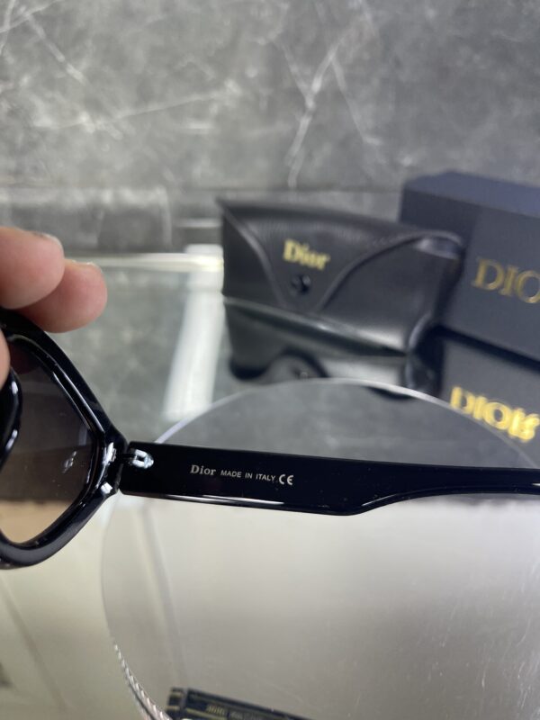 Dior Cat eye Siyah çerçeve renkli cam 459