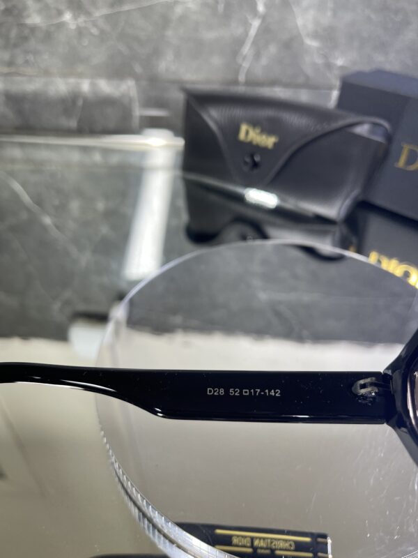 Dior Cat eye Siyah çerçeve renkli cam 459