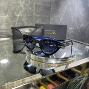 Dior Cat eye Siyah çerçeve lacivert detay 458