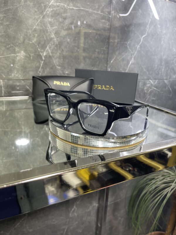 Prada Geometrik Siyah çerçeve şeffaf cam 451