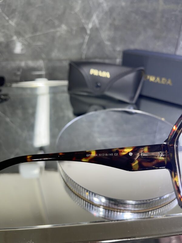 Prada Geometrik Leopar çerçeve şeffaf cam 450