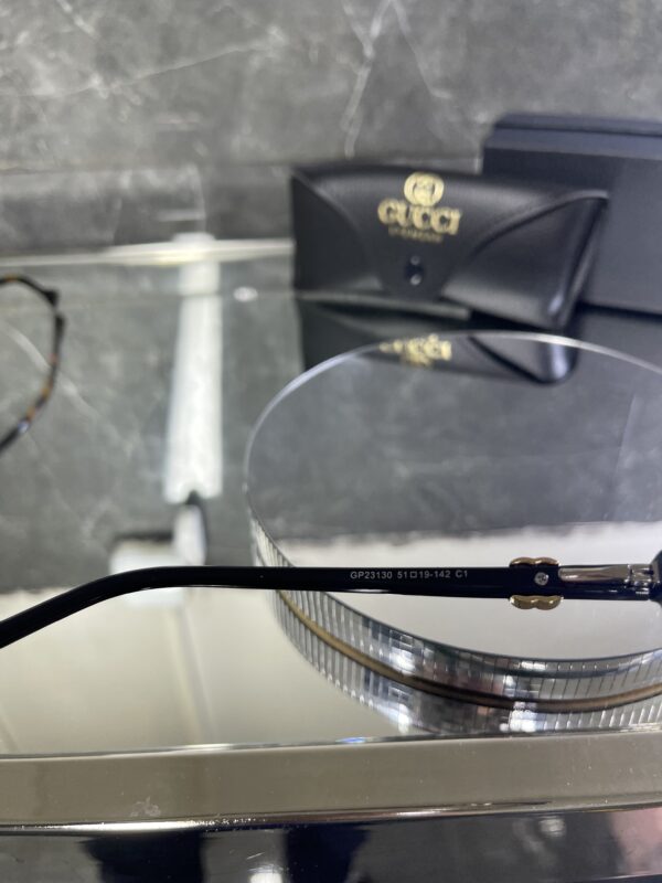 Gucci GG Siyah çerçeve şeffaf cam 440