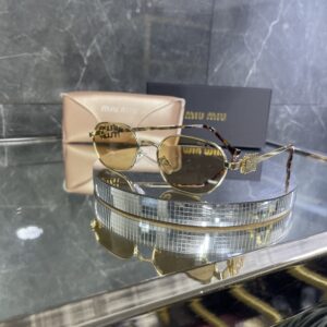 Miu Miu Gold çerçeve sarı cam 490