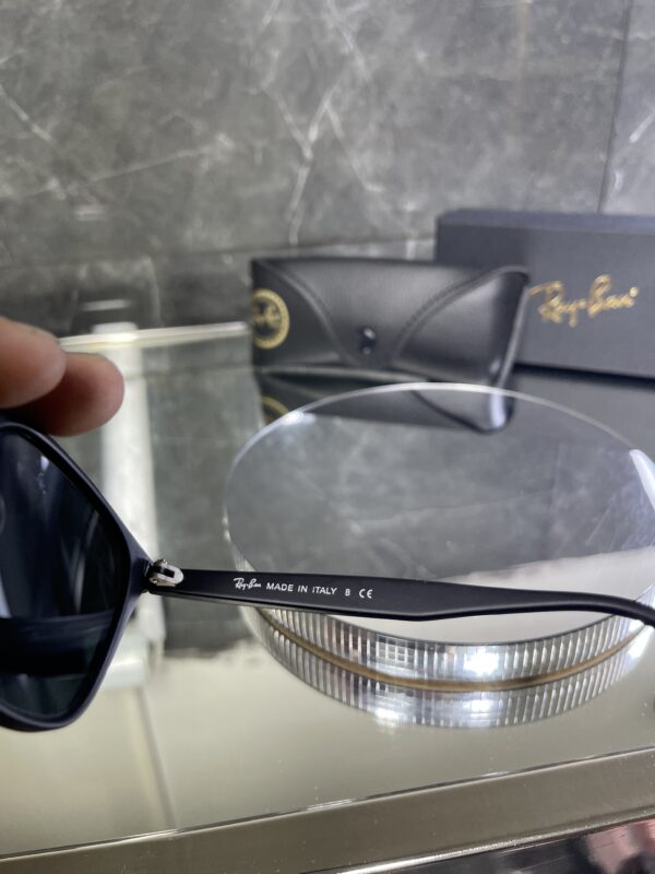 Rayban geometrik mat çerçeve siyah cam 486