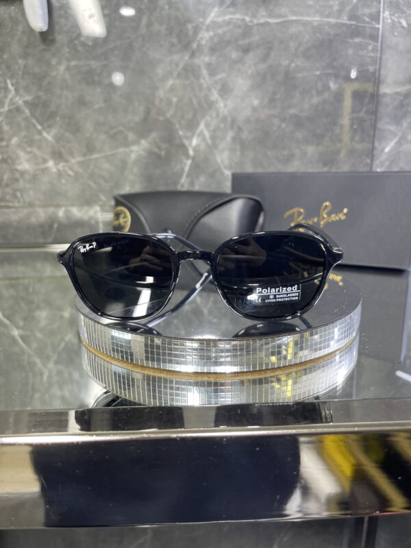 Rayban P Siyah parlak çerçeve siyah cam 478