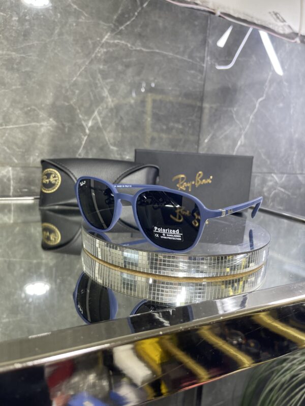 Rayban P Lacivert çerçeve siyah cam 476