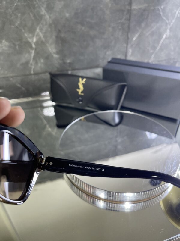 Yvesaintlaurent leopar detay siyah çerçeve 515
