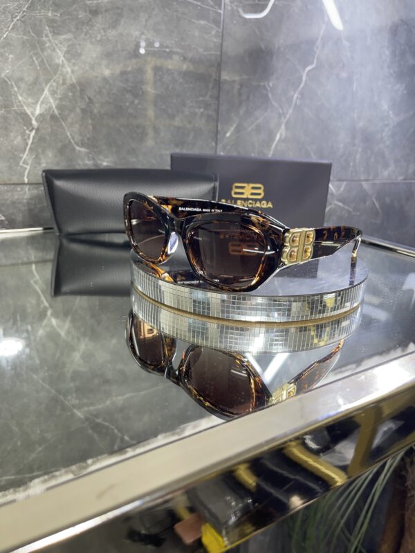 Balenciaga geometrik leopar çerçeve kahve cam 503