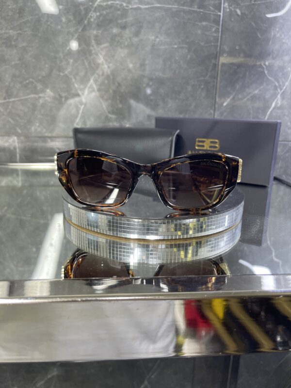 Balenciaga geometrik leopar çerçeve kahve cam 503