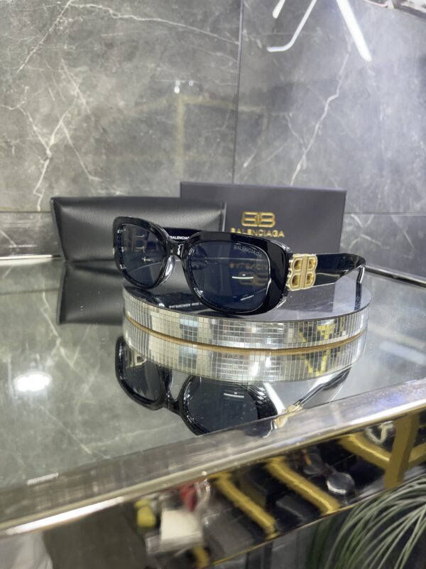 Balenciaga siyah cam siyah çerçeve 501